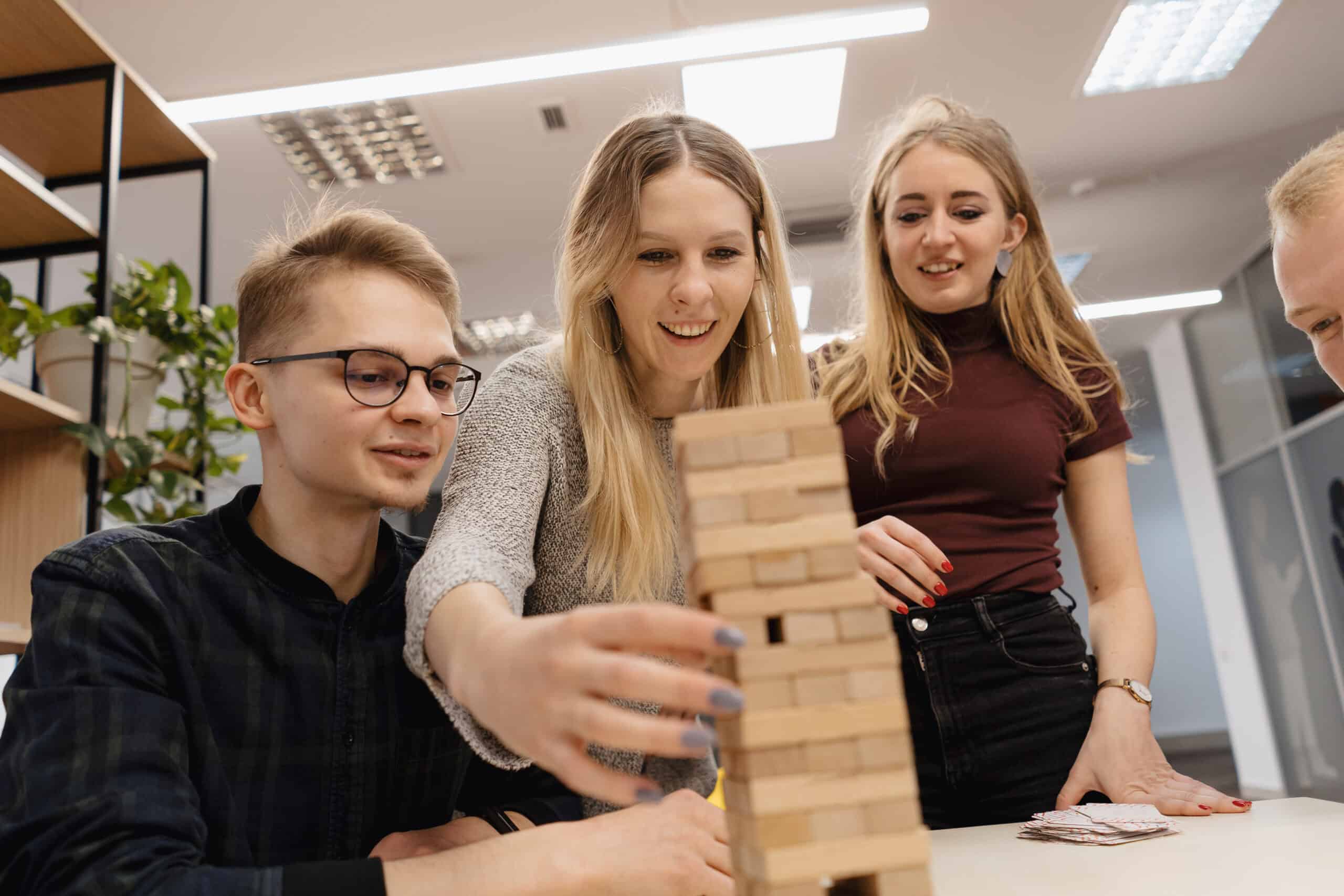 Die Generation Z im Unternehmen: Yvonne Vertes von Sikorszky über Erwartungen und Potenziale